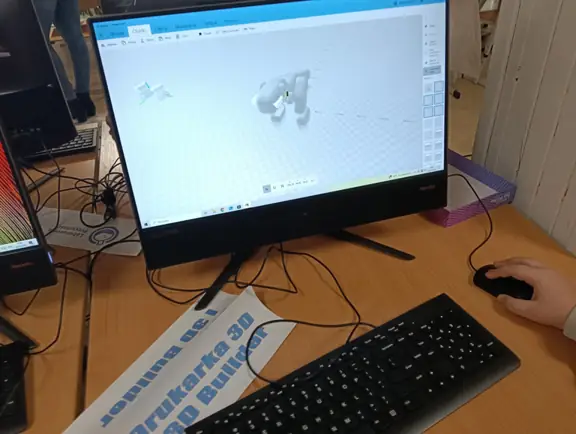 Dni Otwarte Szkoły - projekt 3D dinozaura