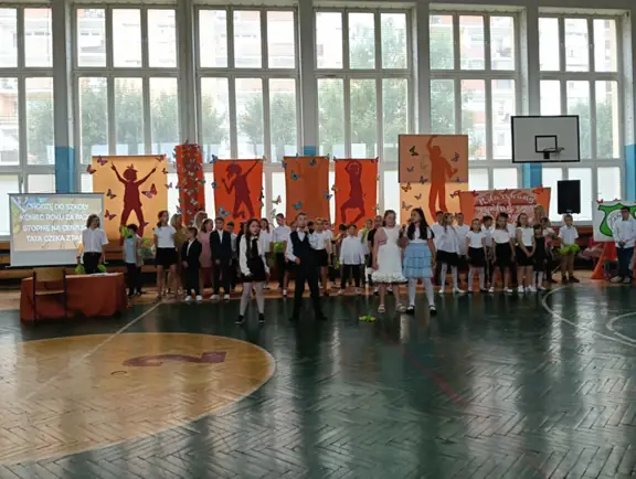 uroczyste zakończenie roku szkolnego 2024-2025 dla klas I-IV - zdjęcie 8