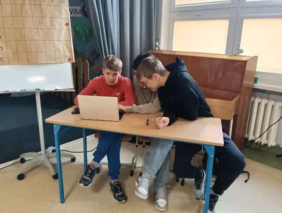 Szkolny Konkurs Historyczny dla kl. V-VI - zdjęcie 14