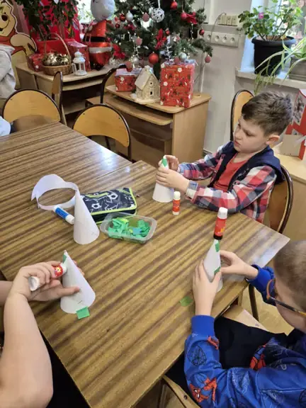 chlopcy-z-kl--1a-oklejaja-stozki-zielona-bibulka--jpg