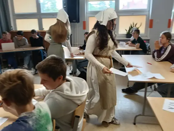 Szkolny Konkurs Historyczny dla kl. V-VI - zdjęcie 11