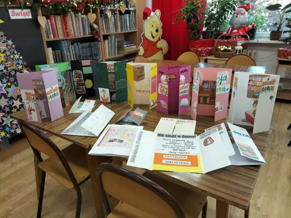 lapbooki-wykonane-przez-uczniow-kl--ivc--2-jpg