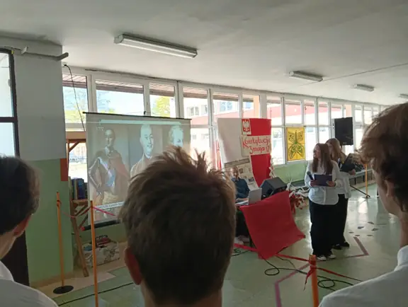 3 maja - prelekcje dla społeczności uczniowskiej - 14