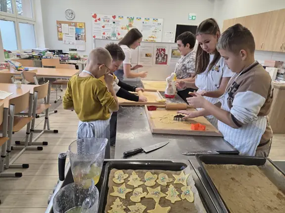 637719921-1433865795195552-2236116247397456657-n-jpg