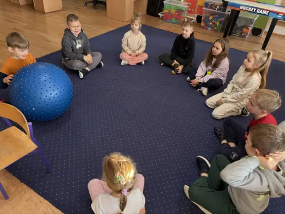 cwiczymy-refleks-z-pomoca-pilki-jpg