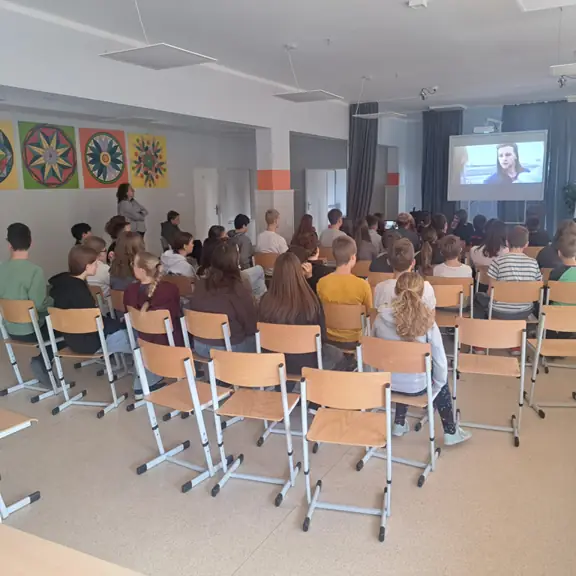 Prezentacja o cyberbezpieczeństwie - zdjęcie 2