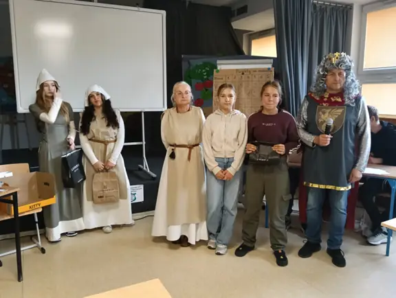 Szkolny Konkurs Historyczny dla kl. V-VI - zdjęcie 36