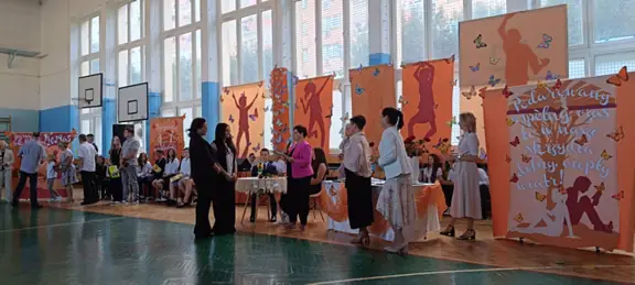 uroczyste zakończenie roku szkolnego 2024-2025 klas ósmych - zdjęcie 14