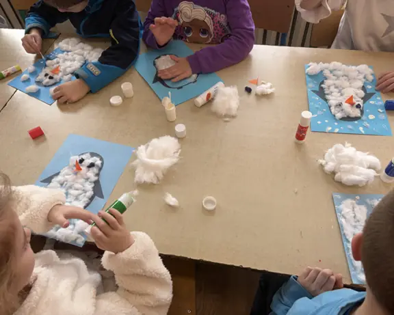 w-swiecie-sniegu-lodu-i-dzieciecej-wyobrazni-jpg