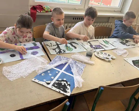 powstaja-wyjatkowe-obrazki-ukazujace-sniezne-krajobrazy--jpg