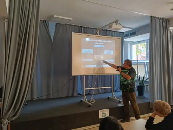 Prezentacja o cyberbezpieczeństwie - zdjęcie 11