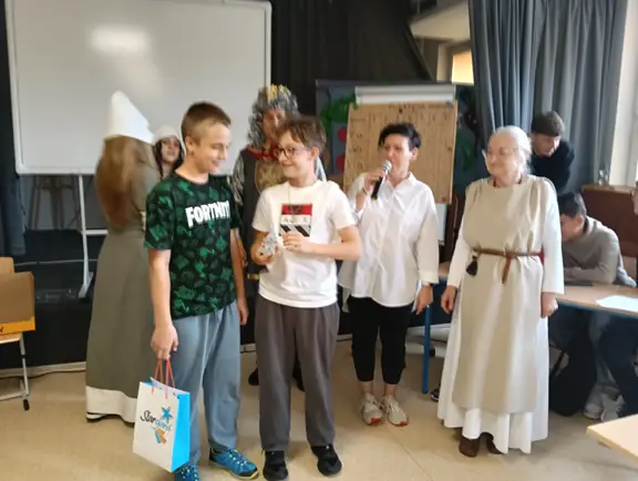 Szkolny Konkurs Historyczny dla kl. V-VI - zdjęcie 46