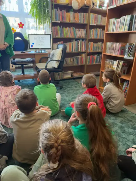 Uczniowie z kl. IIb dowiadują się, co to jest Zespół Downa.