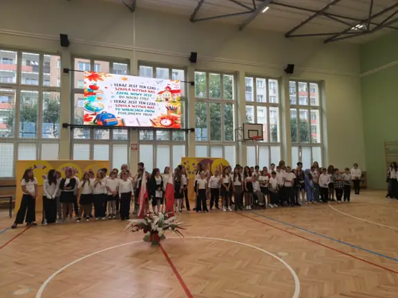 uroczyste-rozpoczecie-roku-szkolnego-2026-2027-zdjecie-15-jpg