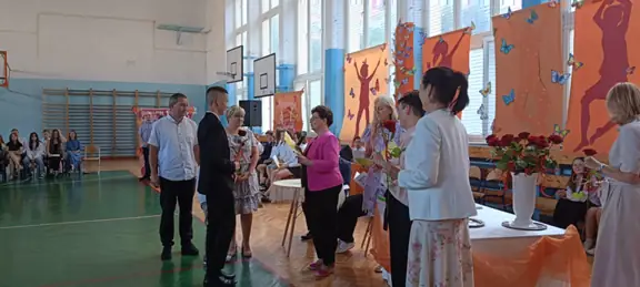 uroczyste zakończenie roku szkolnego 2024-2025 klas ósmych - zdjęcie 12