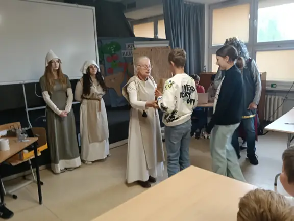 Szkolny Konkurs Historyczny dla kl. V-VI - zdjęcie 34