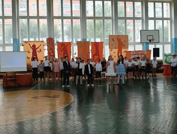uroczyste zakończenie roku szkolnego 2024-2025 dla klas I-IV - zdjęcie 18
