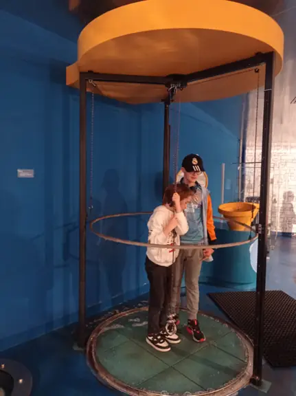 Duża bańkka mydlana.