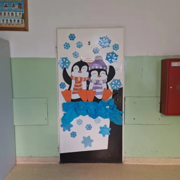 Dekoracja na drzwiach do sali lekcyjnej