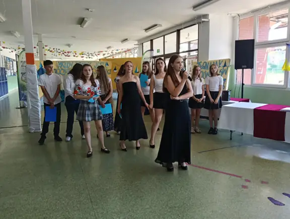 zakonczenie-roku-szkolnego-2025-2026-klas-osmych-zdjecie-4-jpg