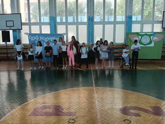 Uroczyste rozpoczęcie roku szkolnego 2025/2026 - zdj1