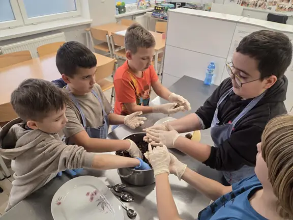 634951337-1433870498528415-4021567669936791870-n-jpg