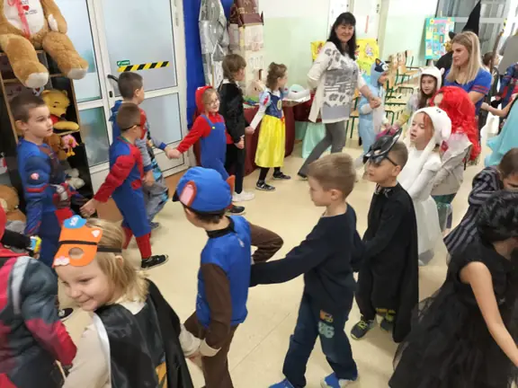Wspólny taniec dzieci z kl. Id.