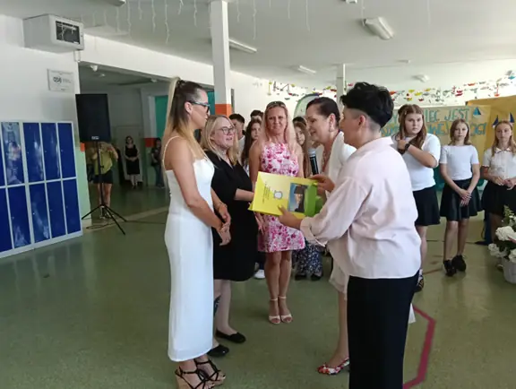 zakonczenie-roku-szkolnego-2025-2026-klas-osmych-zdjecie-22-jpg