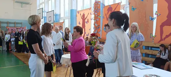 uroczyste zakończenie roku szkolnego 2024-2025 klas ósmych - zdjęcie 28