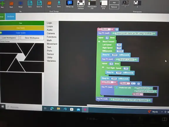 program w Blockly realizujący jazdę robota po kwadracie