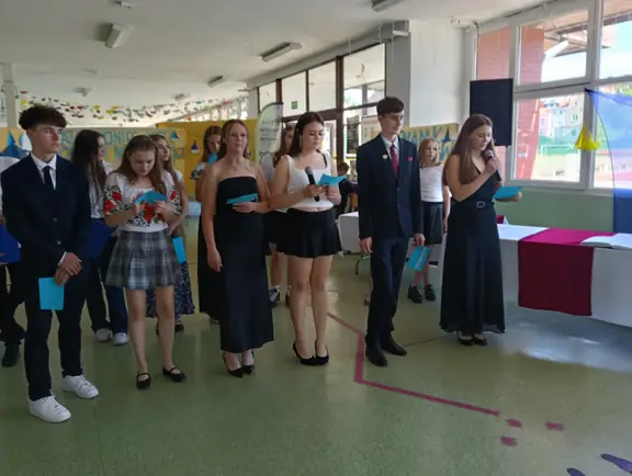 zakonczenie-roku-szkolnego-2025-2026-klas-osmych-zdjecie-6-jpg