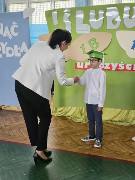 Uroczyste ślubowanie klas pierwszych -zdęcie 7