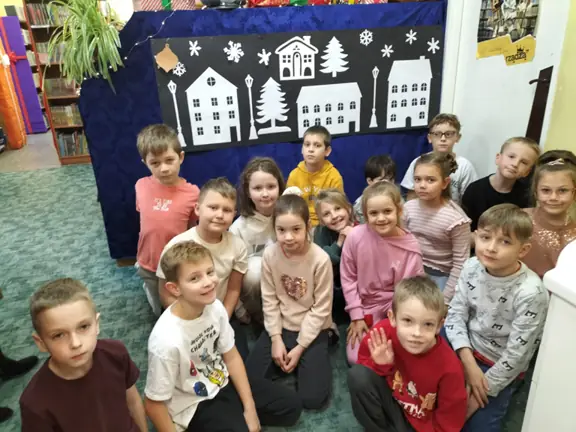 pamiatkowe-zdjecie-klasy-iib-w-escape-roomie--jpg